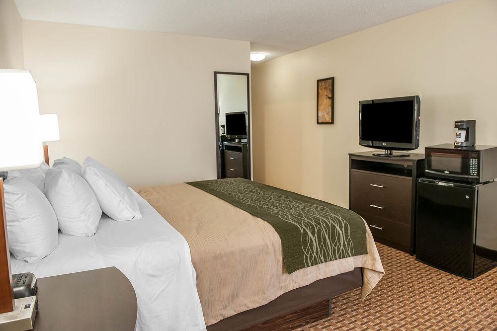 Comfort Inn & Suites Warsaw Near Us-30 Esterno foto